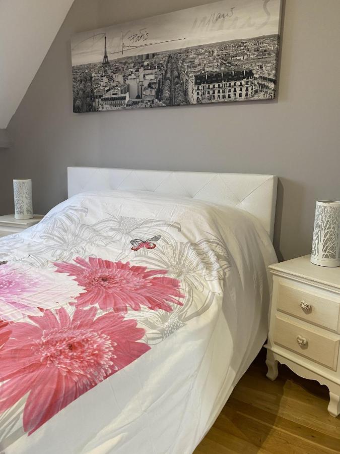 La Maison Du Bonheur Saintry-sur-Seine Buitenkant foto