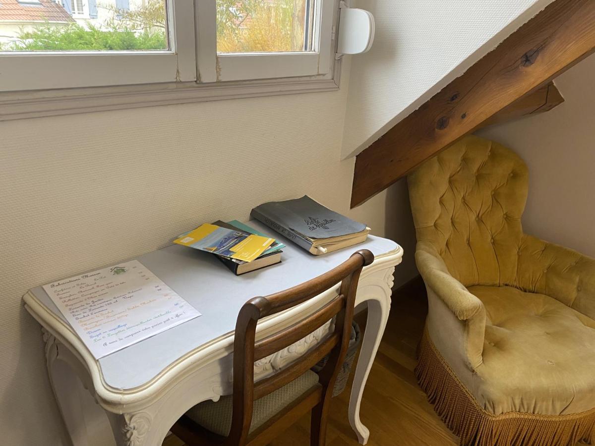 La Maison Du Bonheur Saintry-sur-Seine Buitenkant foto